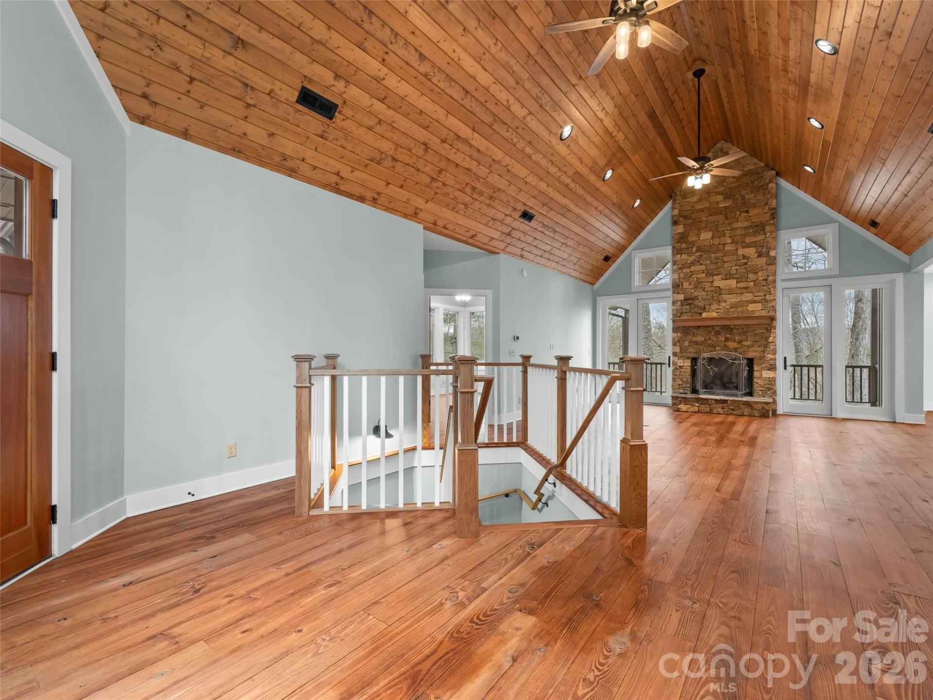 472 Cardinal Road - Photo 5