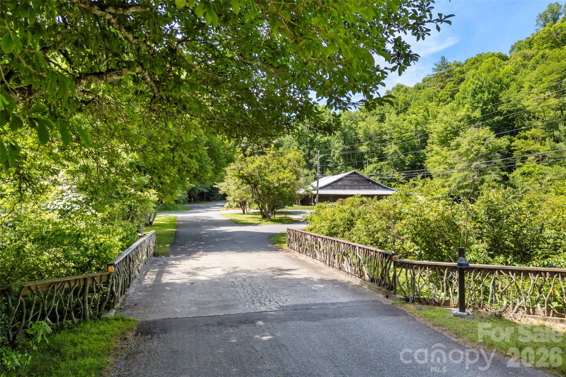 472 Cardinal Road - Photo 44