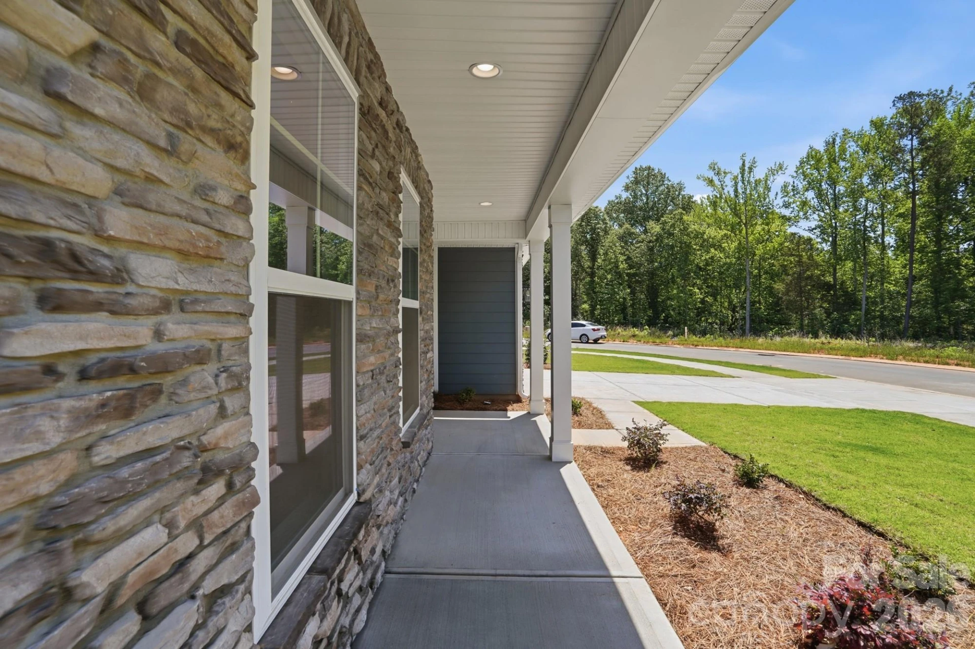 5939 New River Drive - Photo 4
