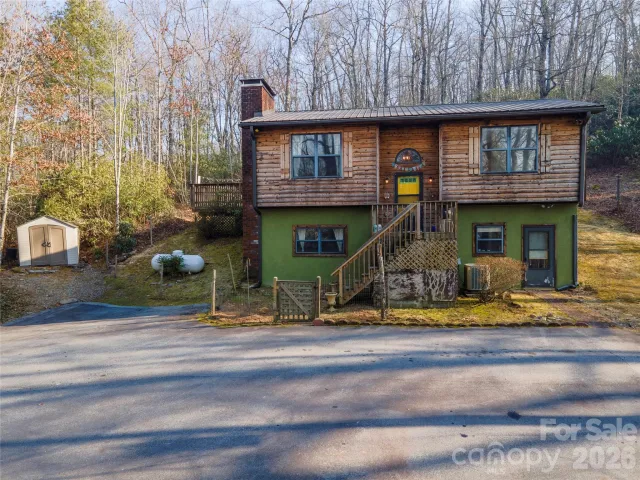 84 Forest Trail, Balsam Grove, NC, 28708