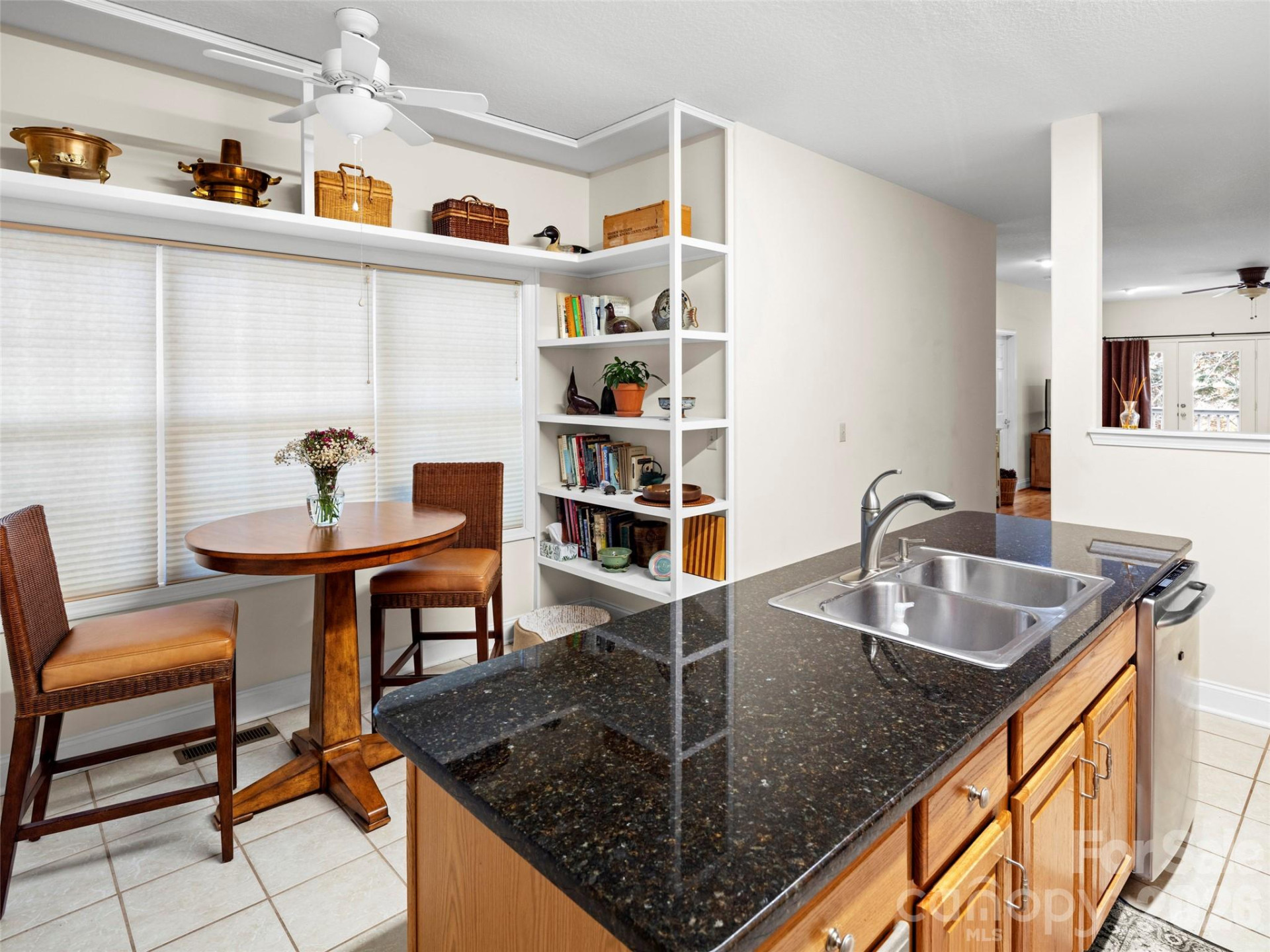 4 Holiday Drive - Photo 11