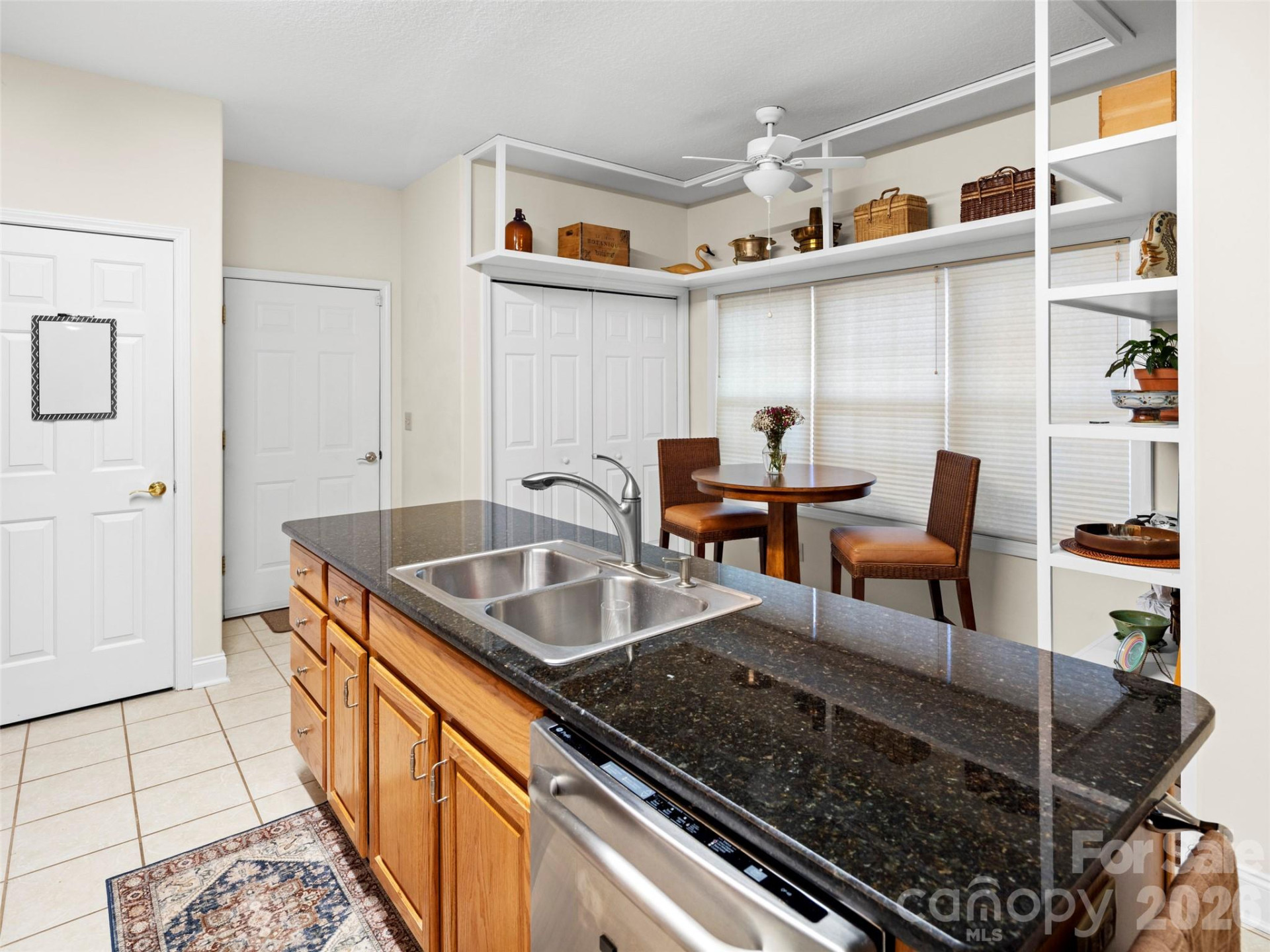 4 Holiday Drive - Photo 12