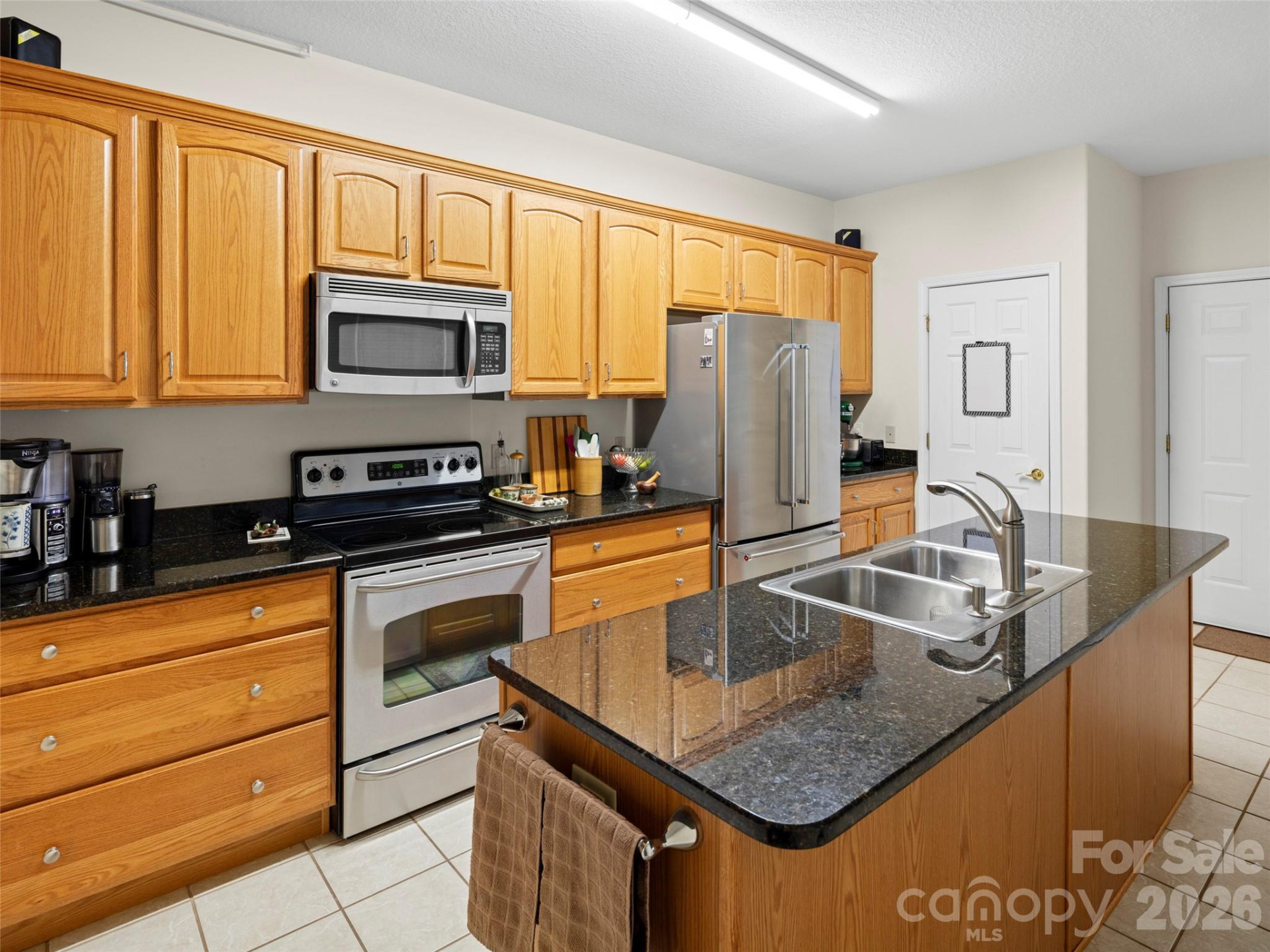 4 Holiday Drive - Photo 9