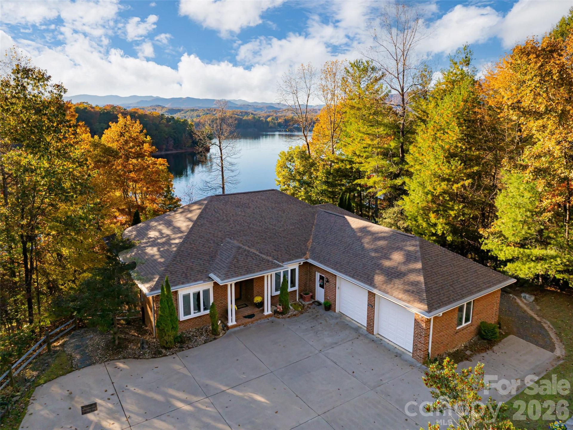 1341 Forest Lake Heights Drive