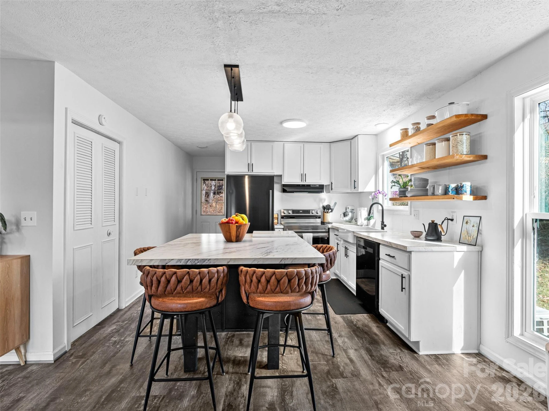 1 Thornwood Lane - Photo 4