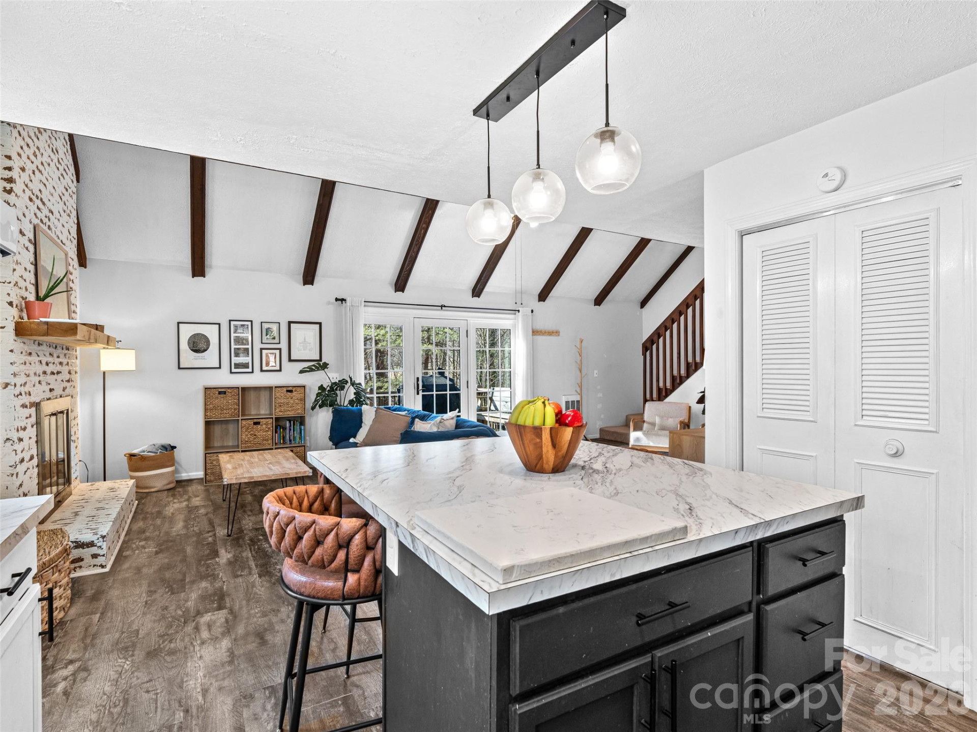 1 Thornwood Lane - Photo 7