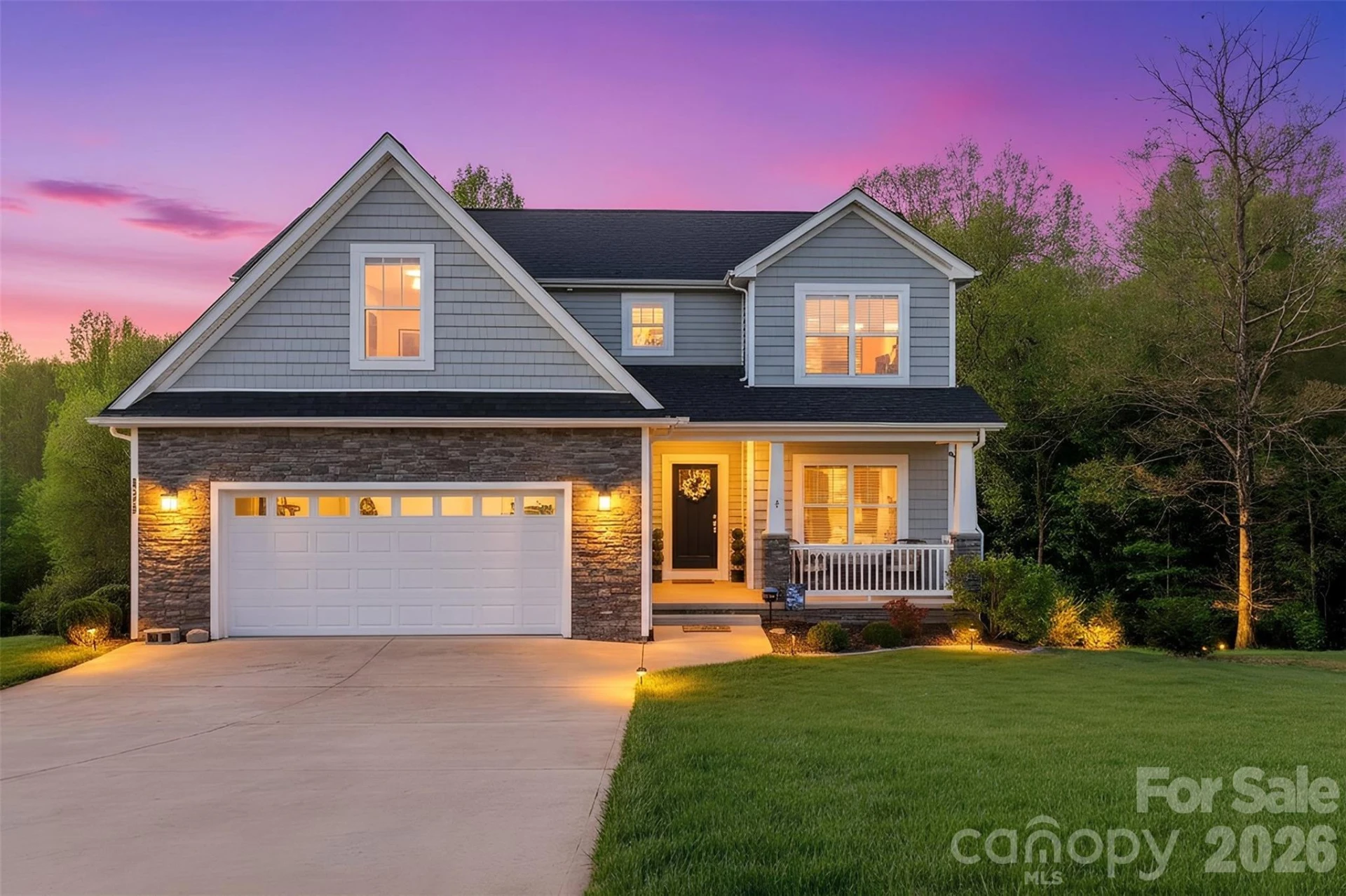 5177 Oak Circle