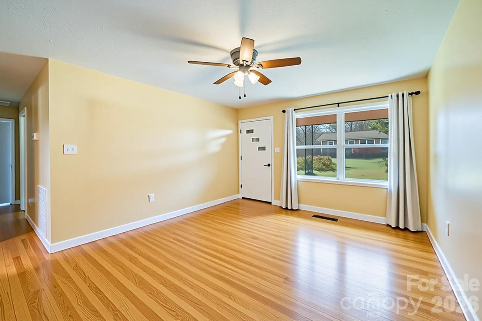 39 Pershing Road - Photo 25