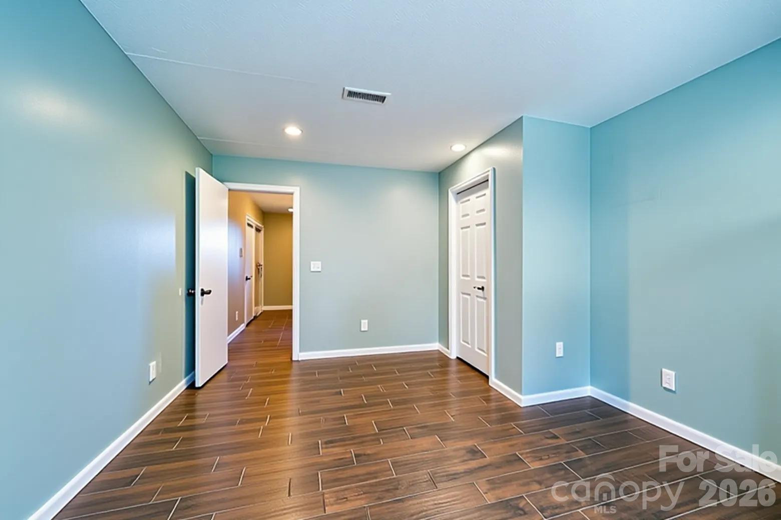 39 Pershing Road - Photo 29