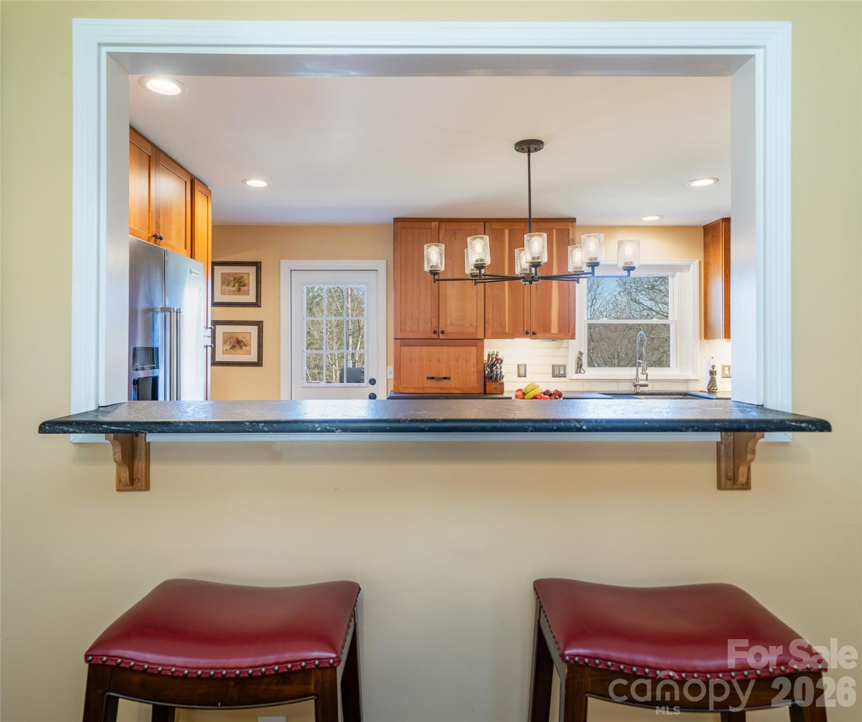 39 Pershing Road - Photo 4