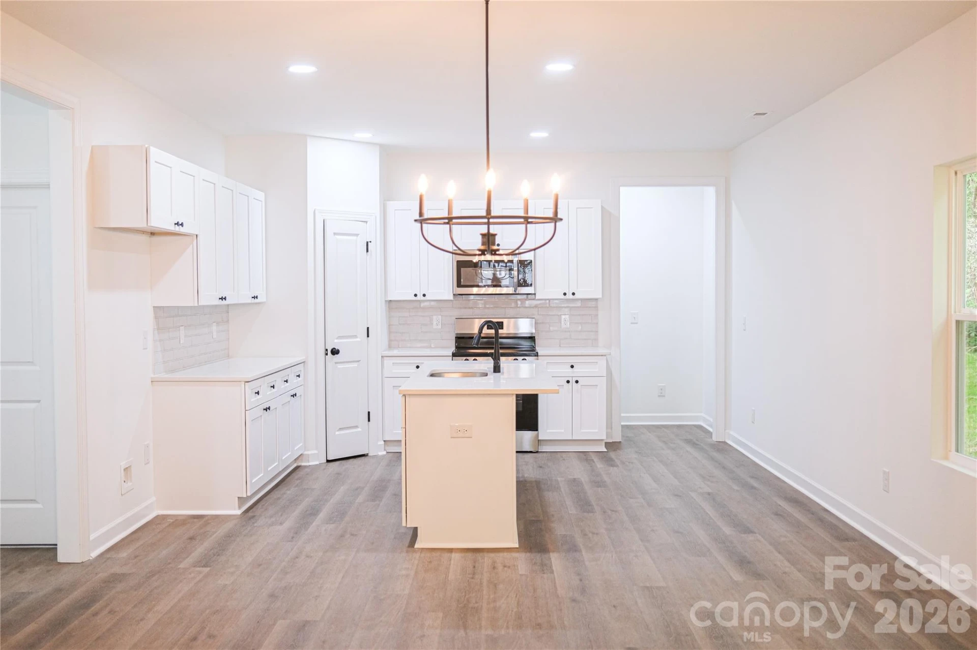 512 Murphy Street - Photo 4