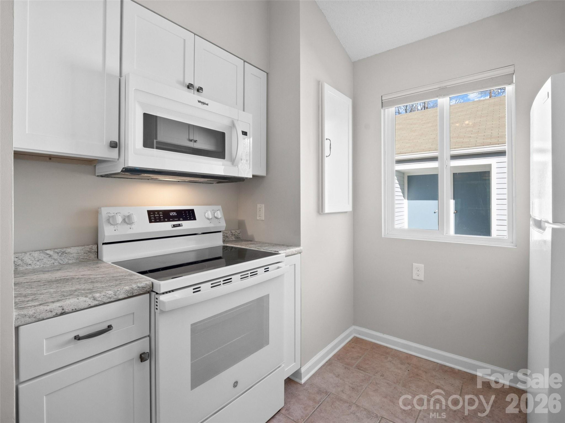 102 Llama Way - Photo 11