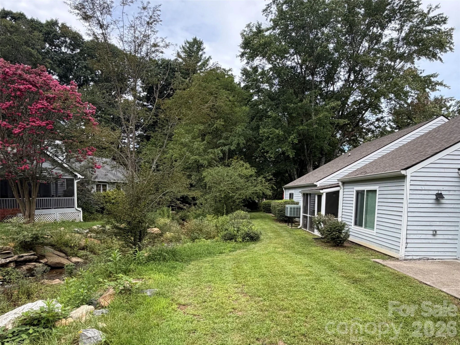 102 Llama Way - Photo 4