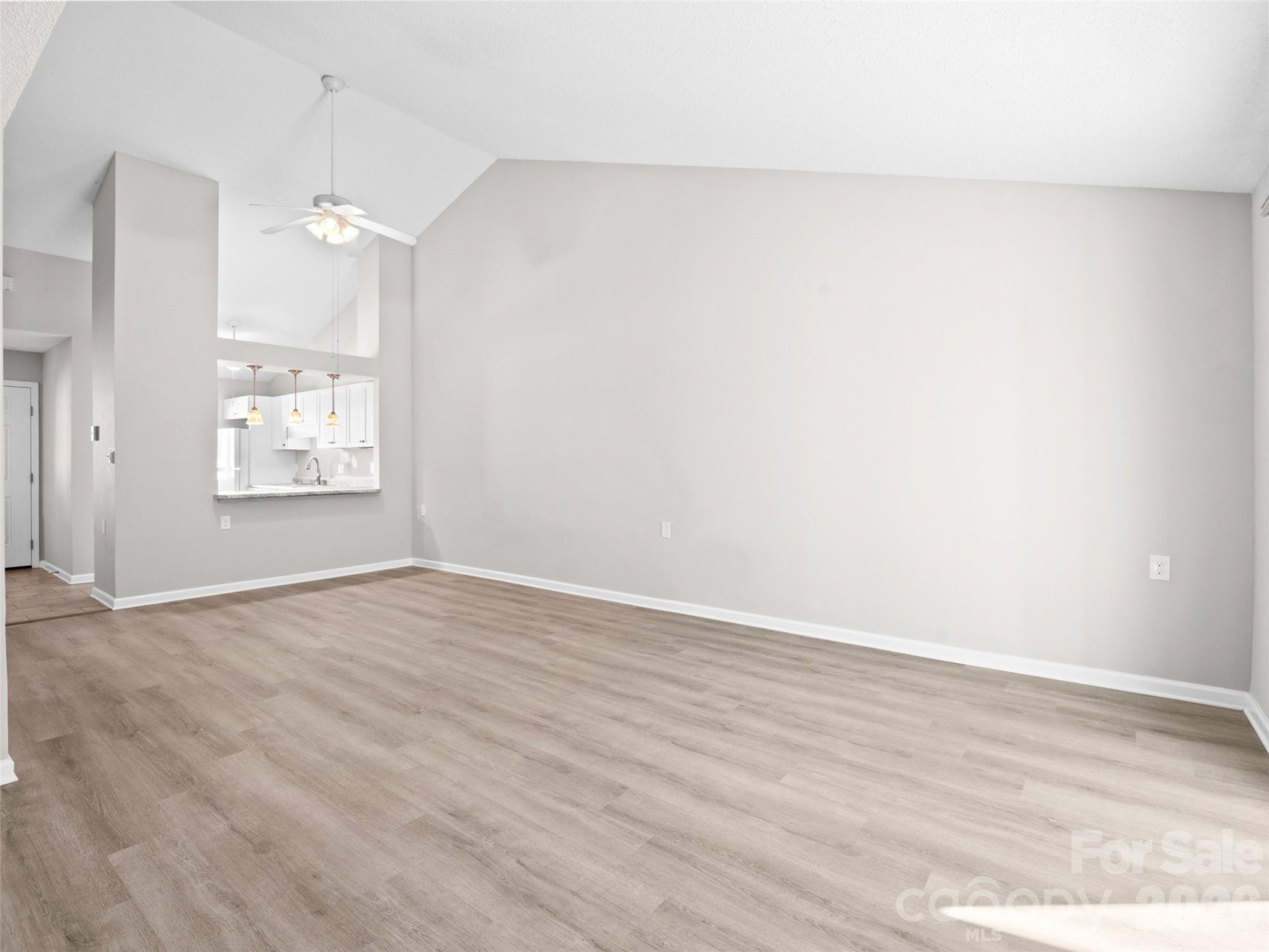 102 Llama Way - Photo 7