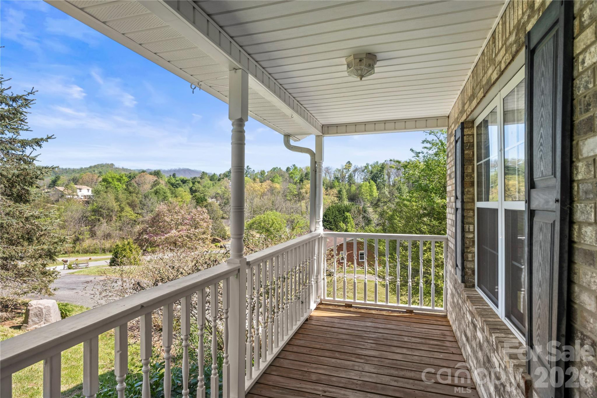 335 Hemlock Spring Trail - Photo 2