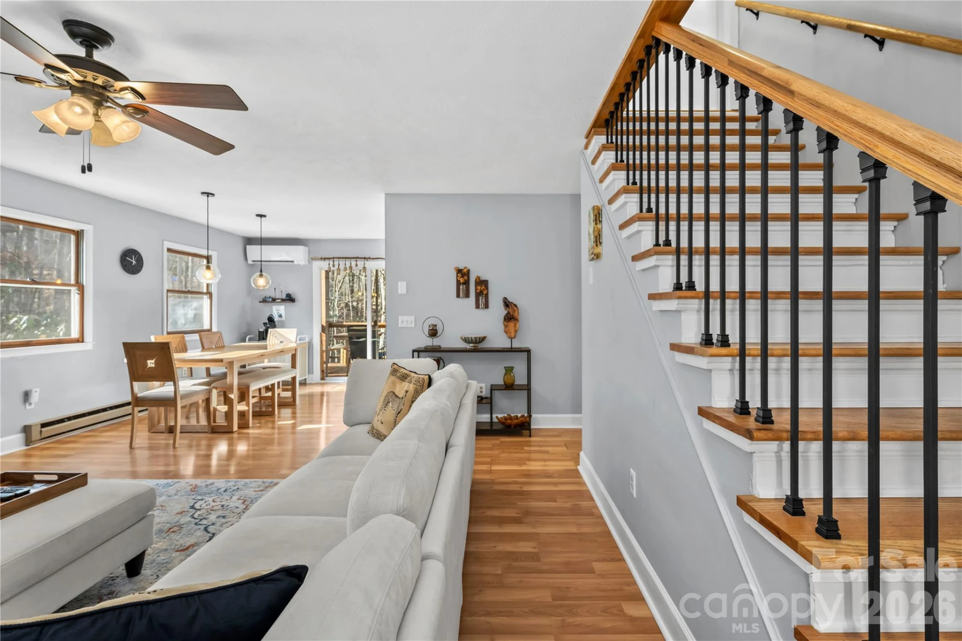 52 Treanors Place - Photo 3