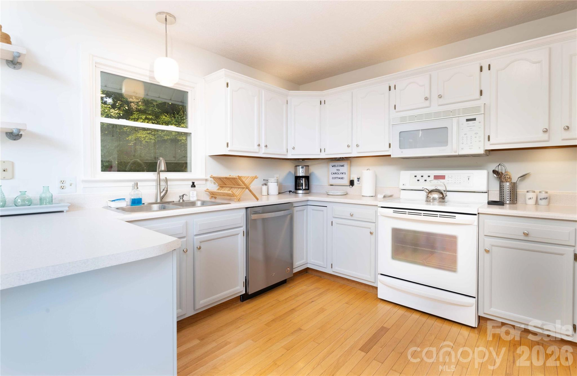 348 Dandelion Lane - Photo 5