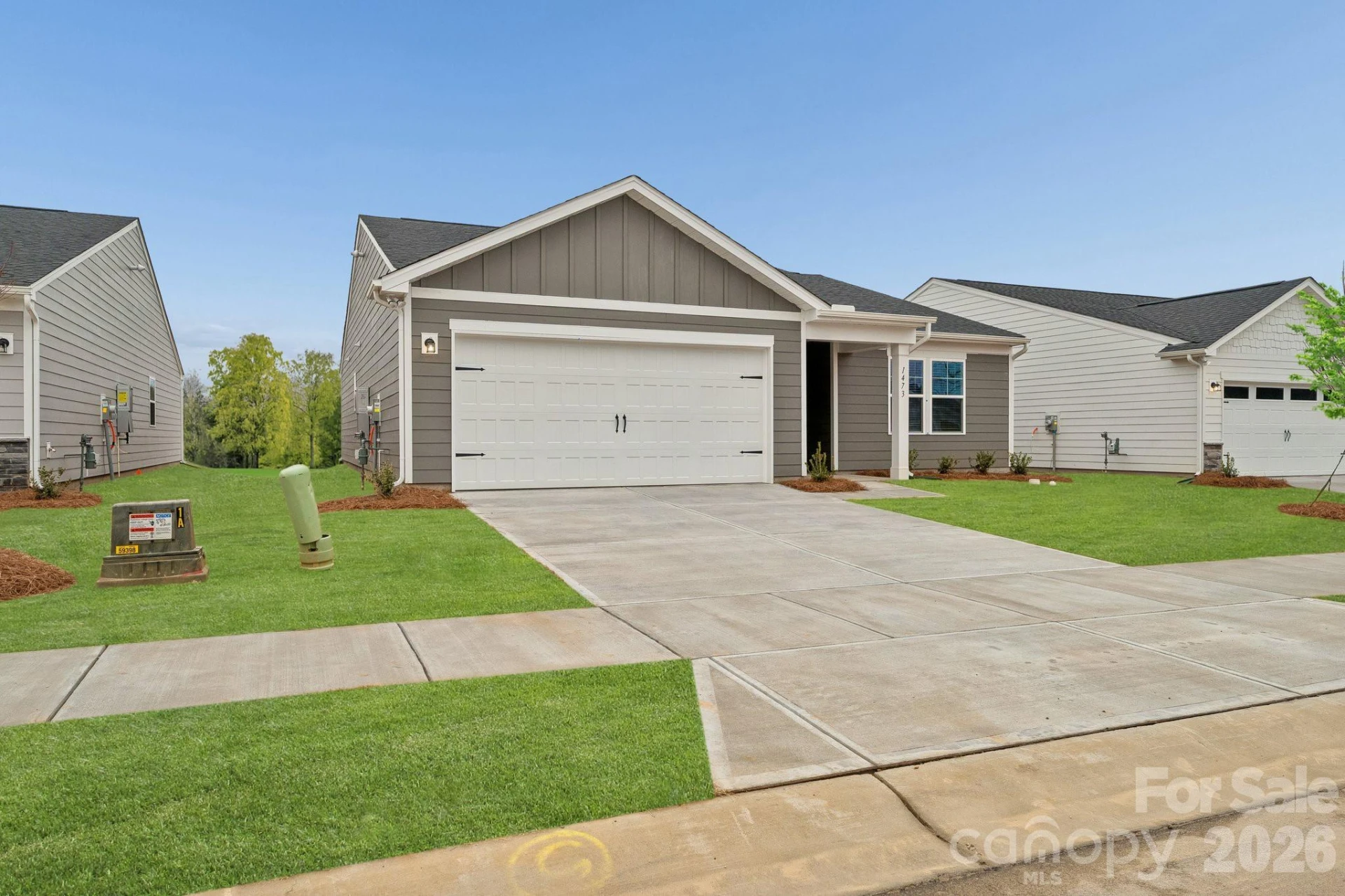 1473 Ardmore Drive - Photo 2
