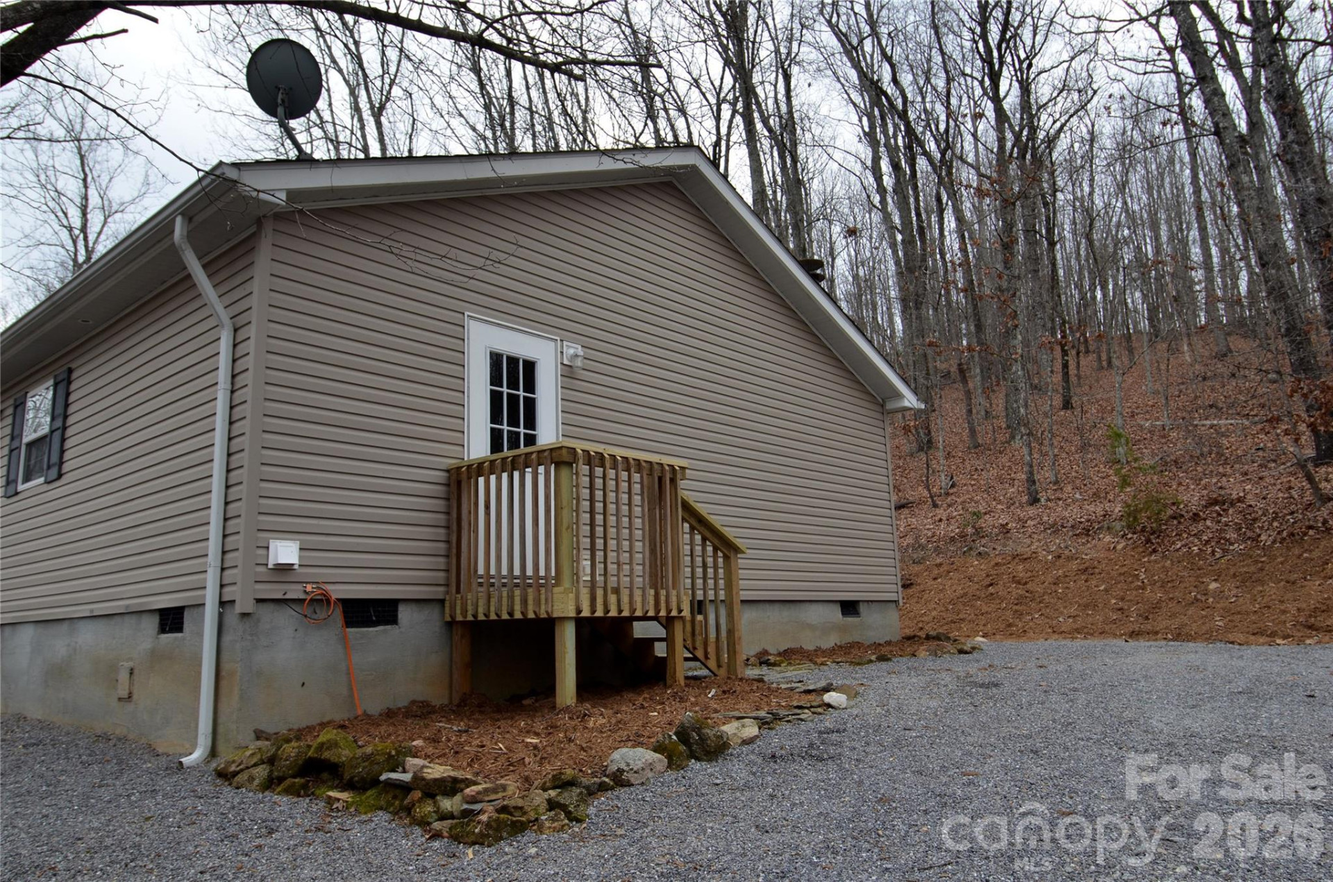 73 Walton Place Drive - Photo 2