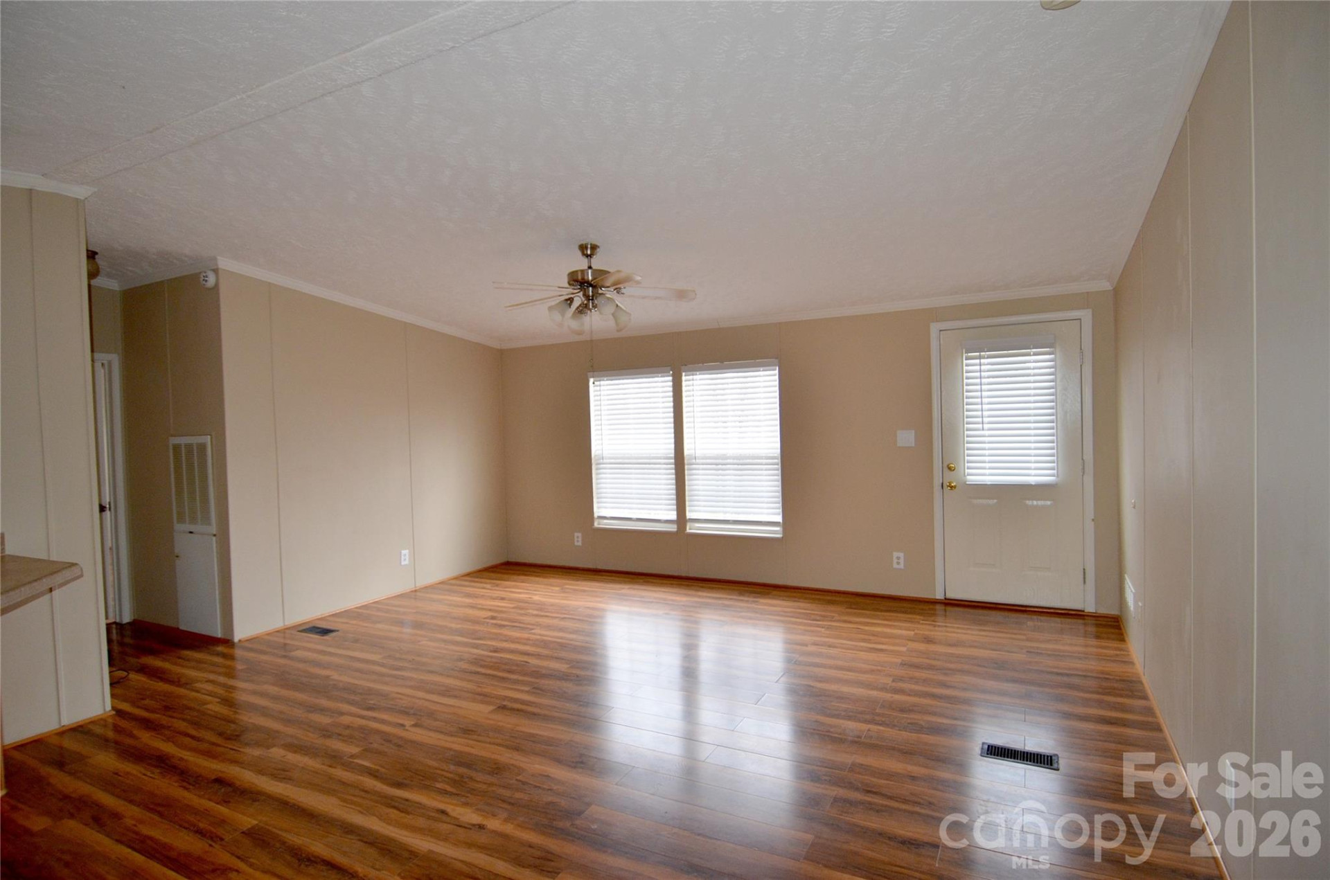73 Walton Place Drive - Photo 6