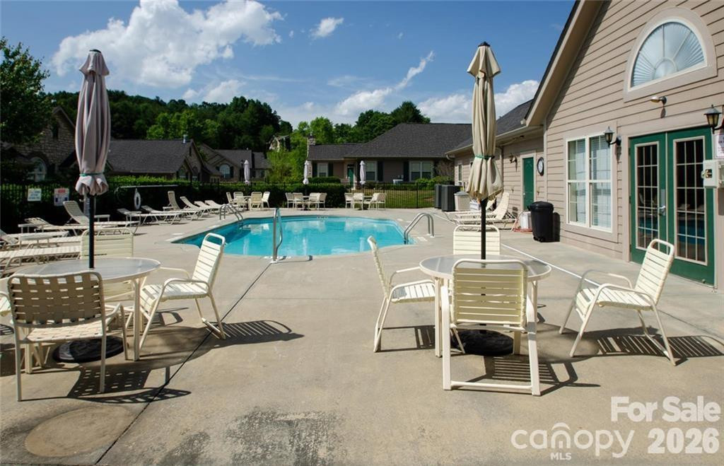 6 Mountain Meadow Circle - Photo 33