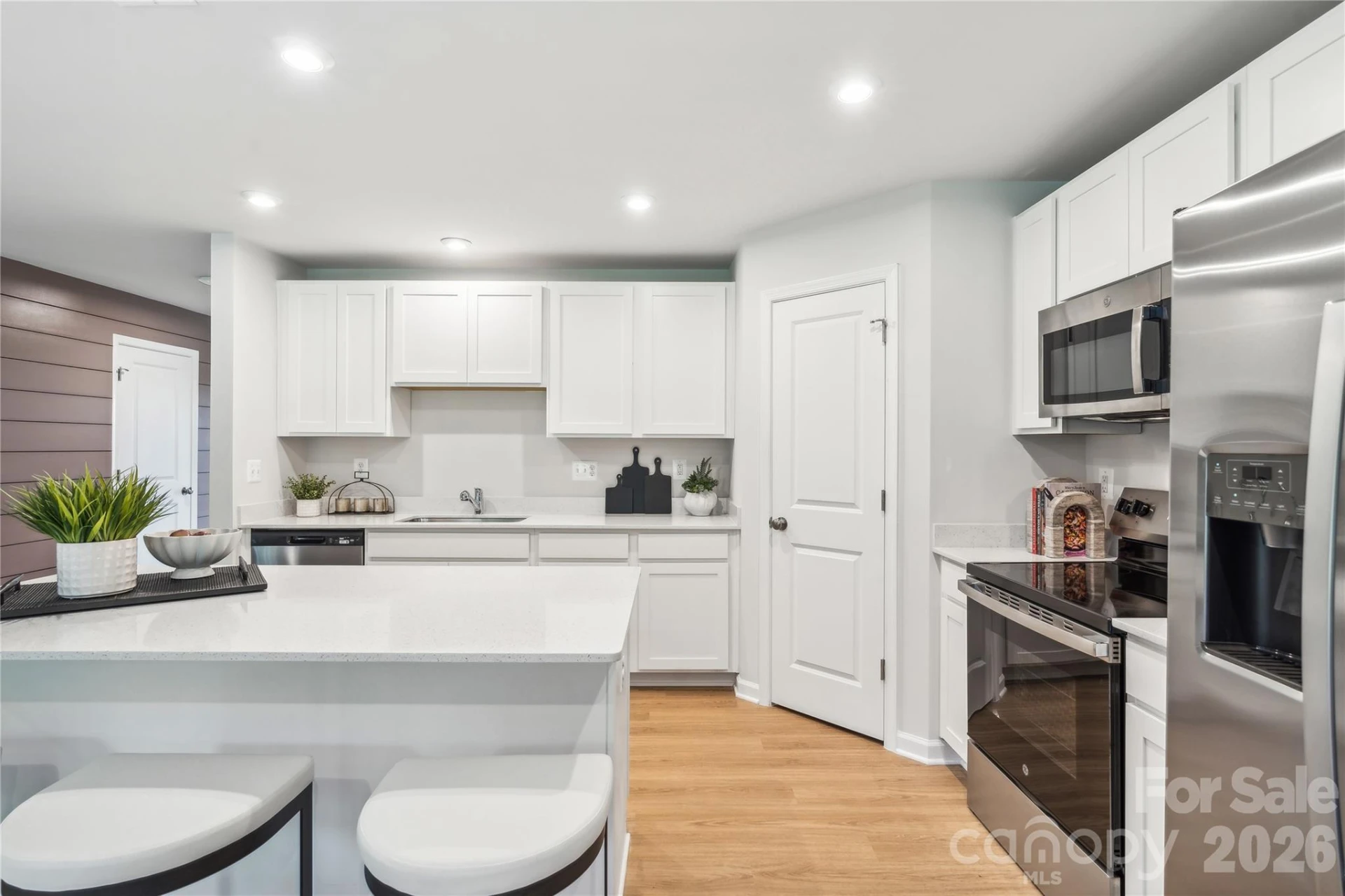 1485 Ardmore Drive - Photo 8