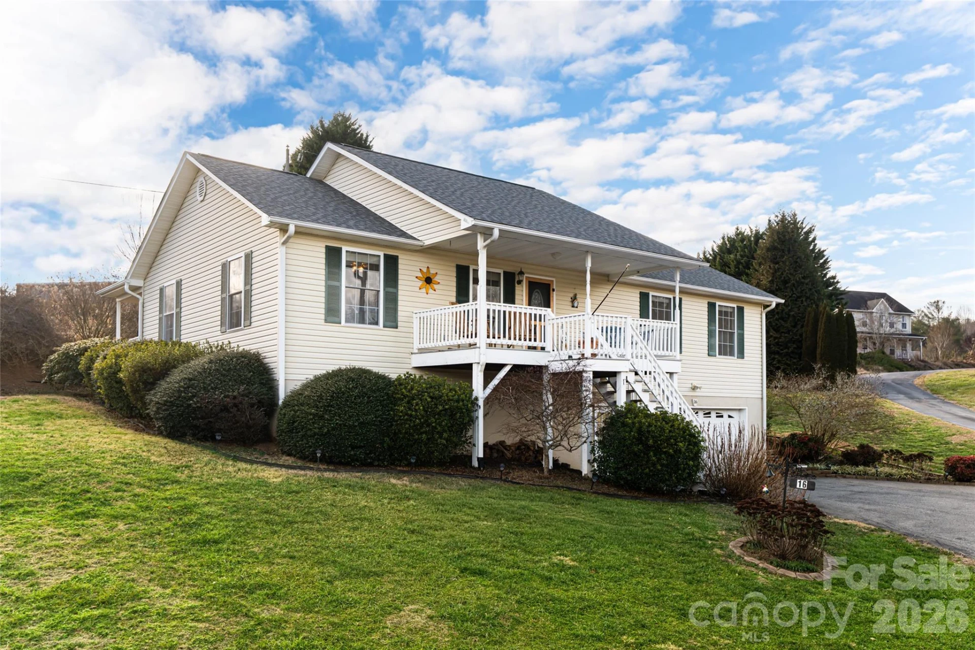 16 Kinsale Drive - Photo 2