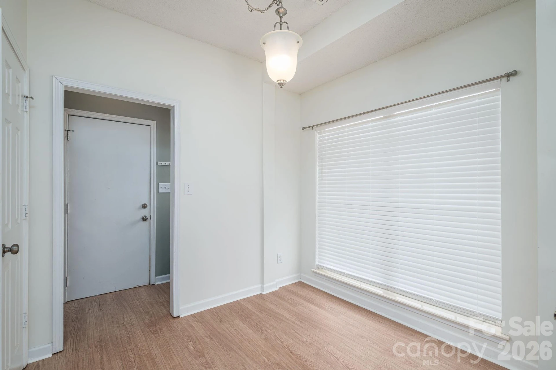 2816 Robyns Glen Drive - Photo 12
