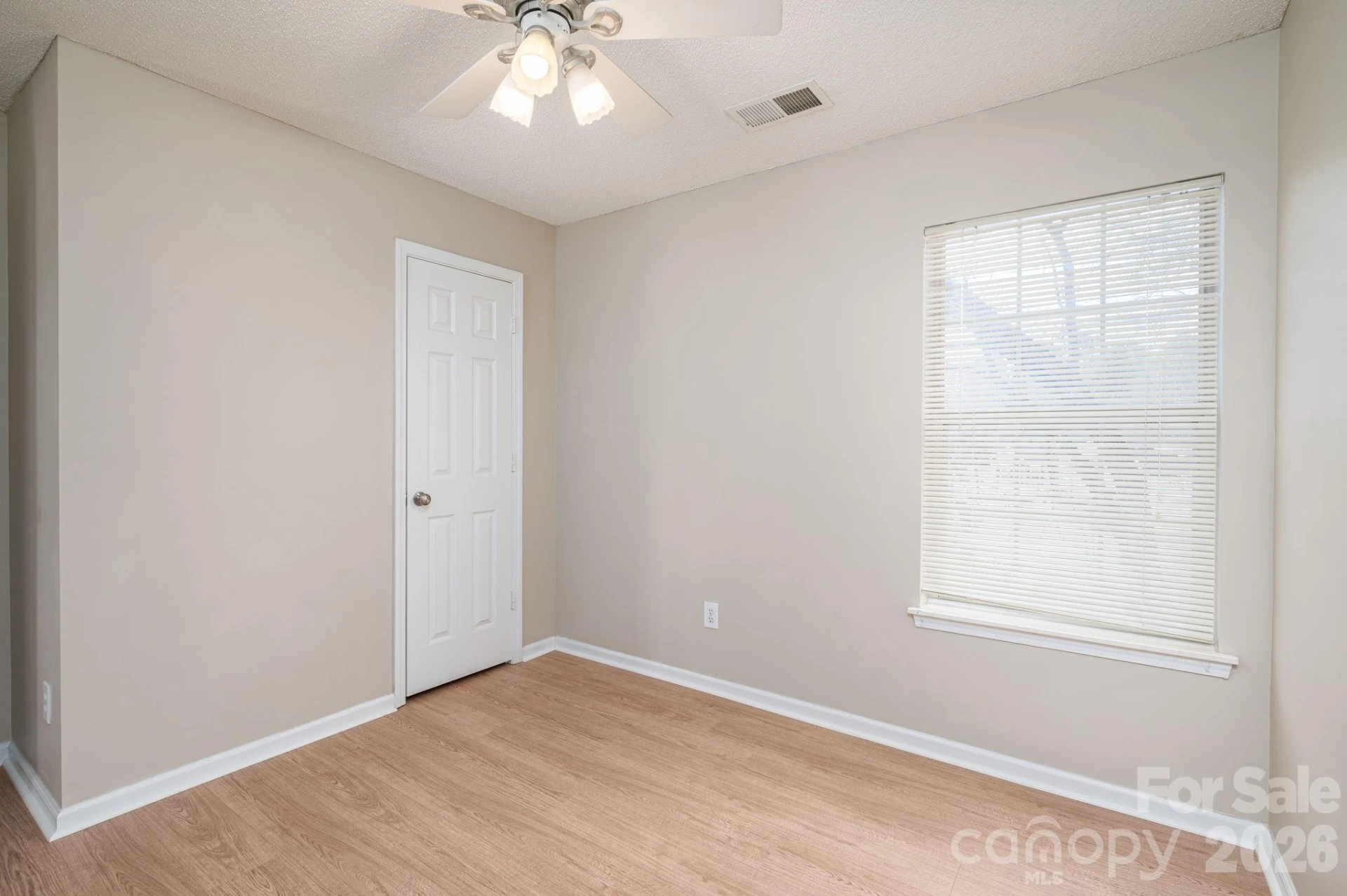 2816 Robyns Glen Drive - Photo 27