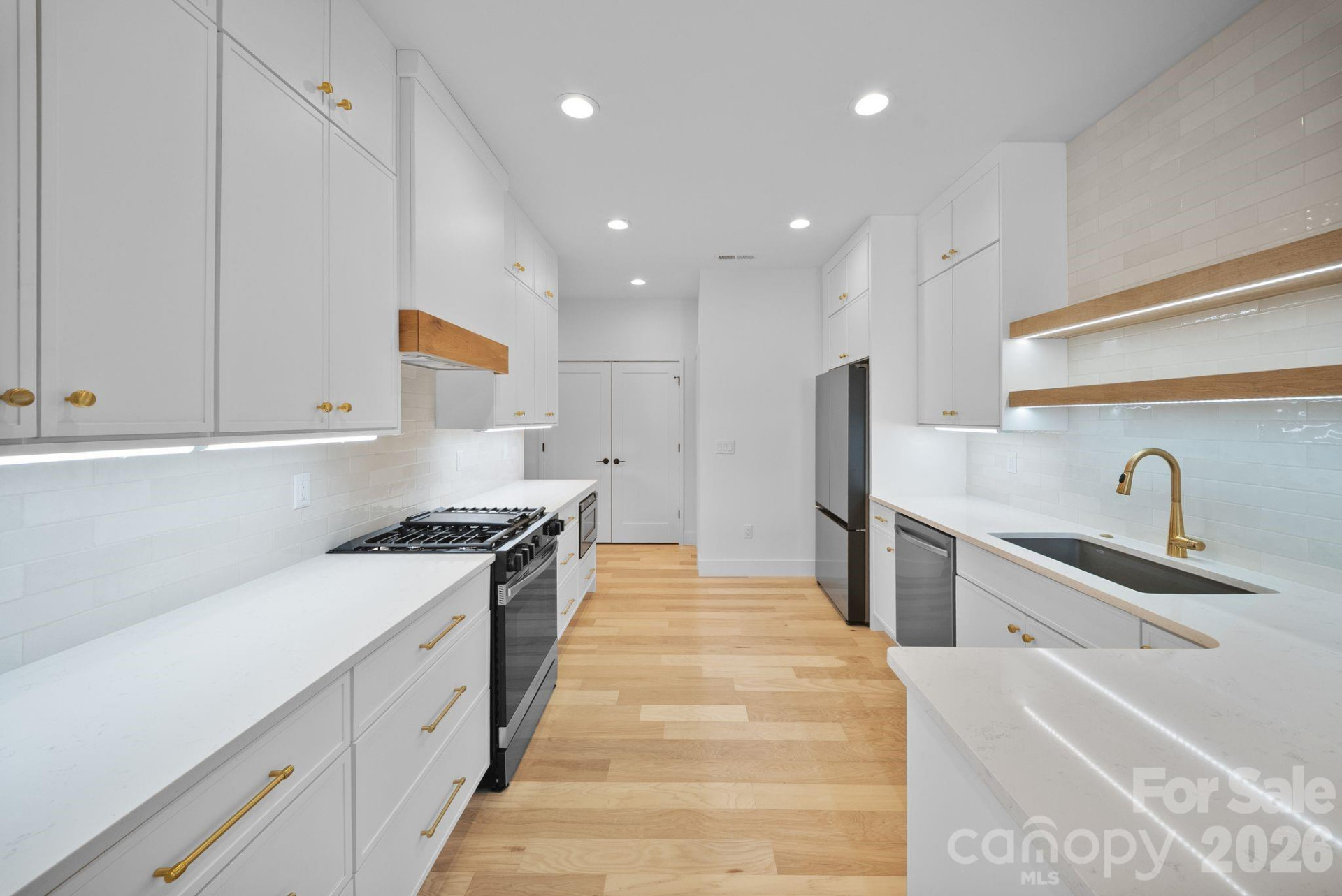 49 Johnson Drive #5 - Photo 4