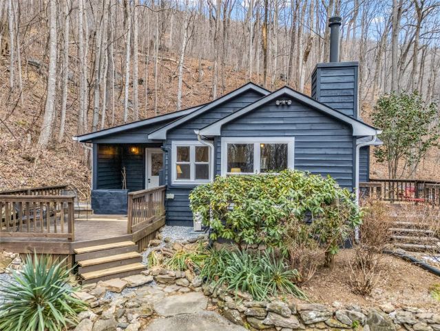 1586 Skyuka Mountain Road, Columbus, NC, 28722