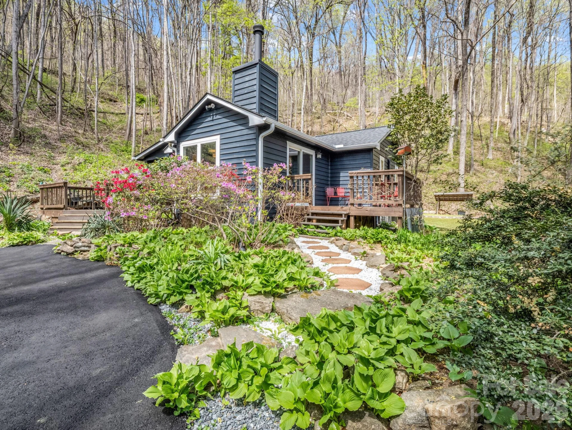1586 Skyuka Mountain Road - Photo 33