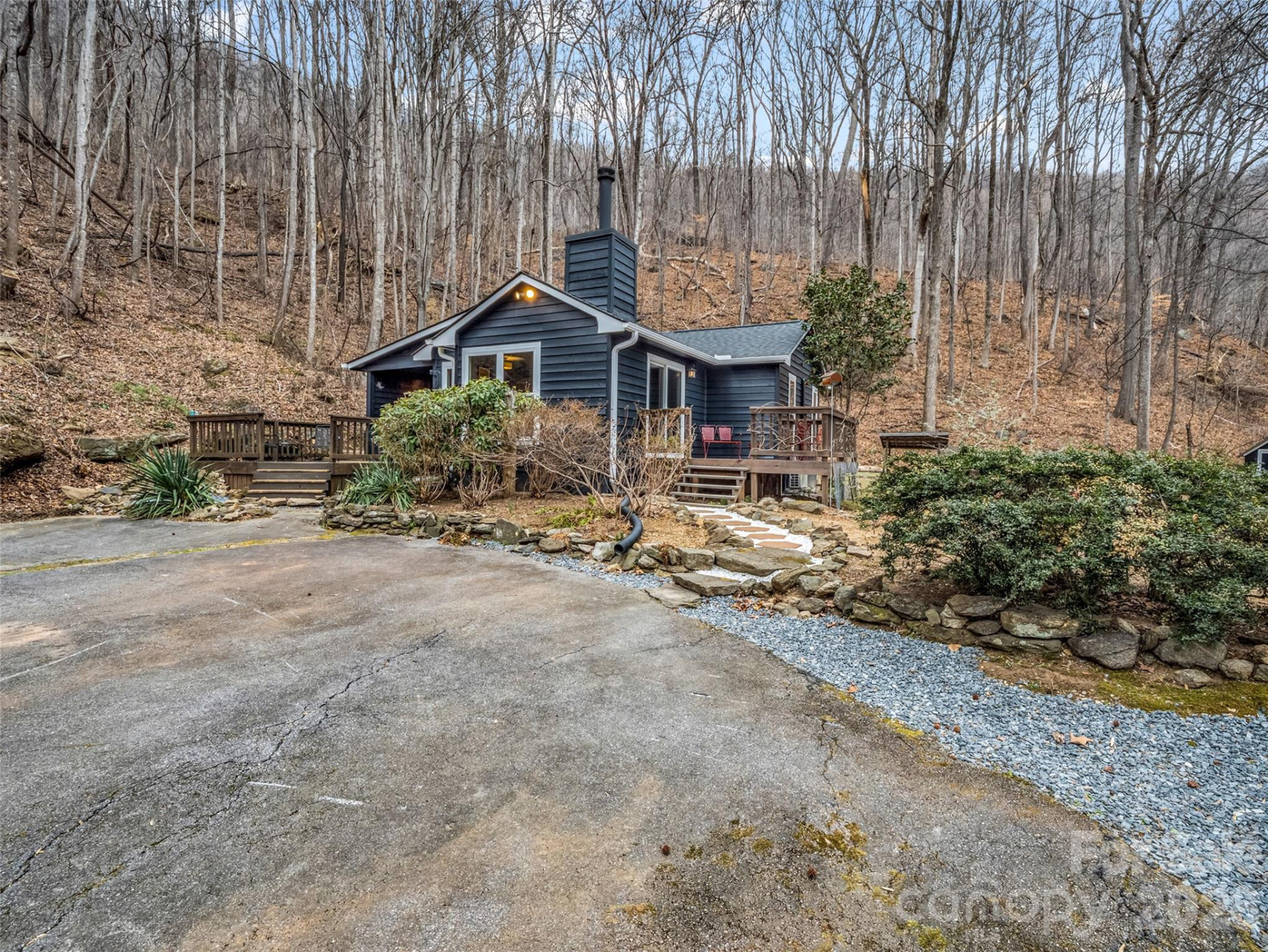1586 Skyuka Mountain Road - Photo 39