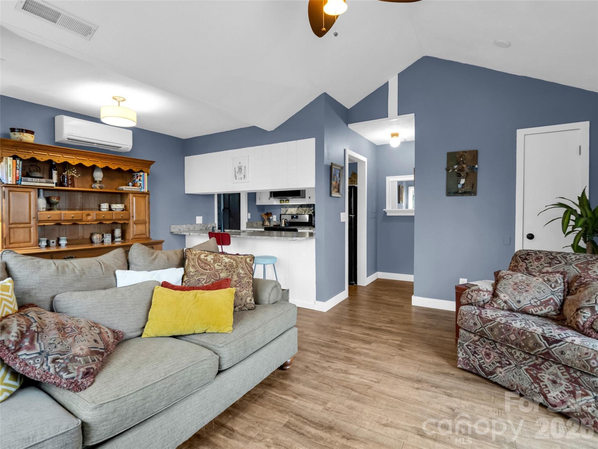 1586 Skyuka Mountain Road - Photo 8