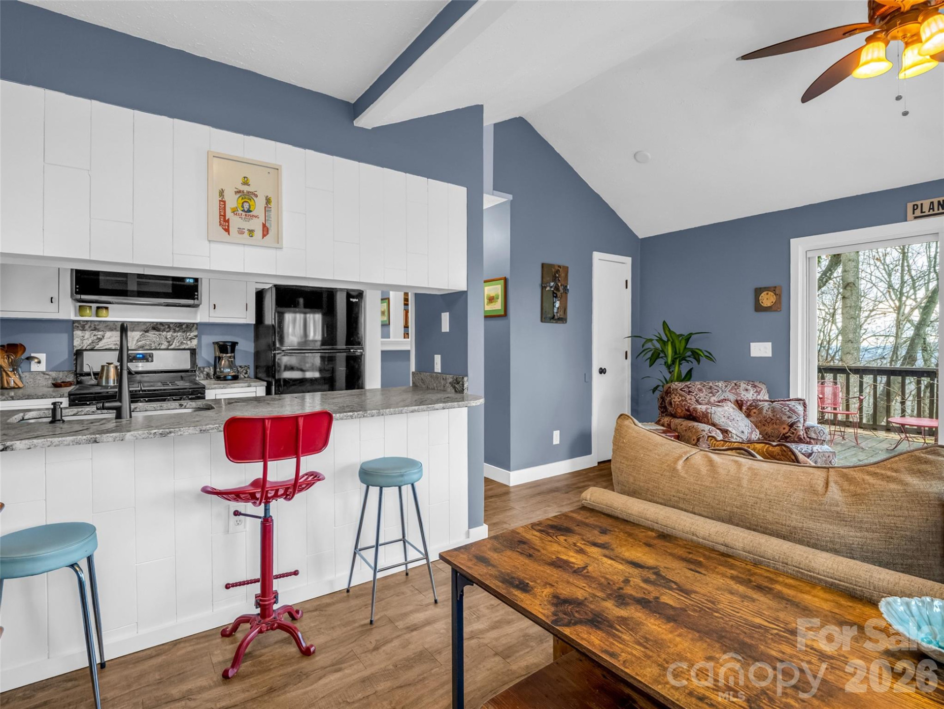 1586 Skyuka Mountain Road - Photo 10