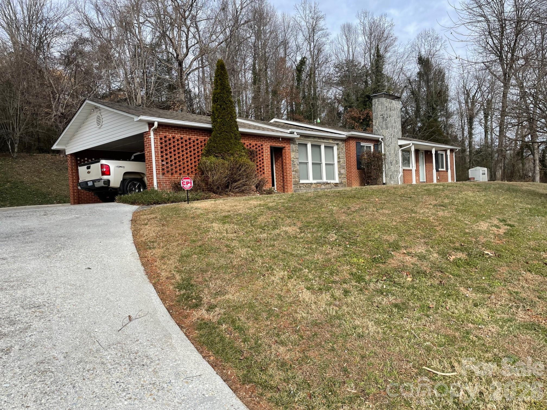 119 Hankins Road - Photo 2