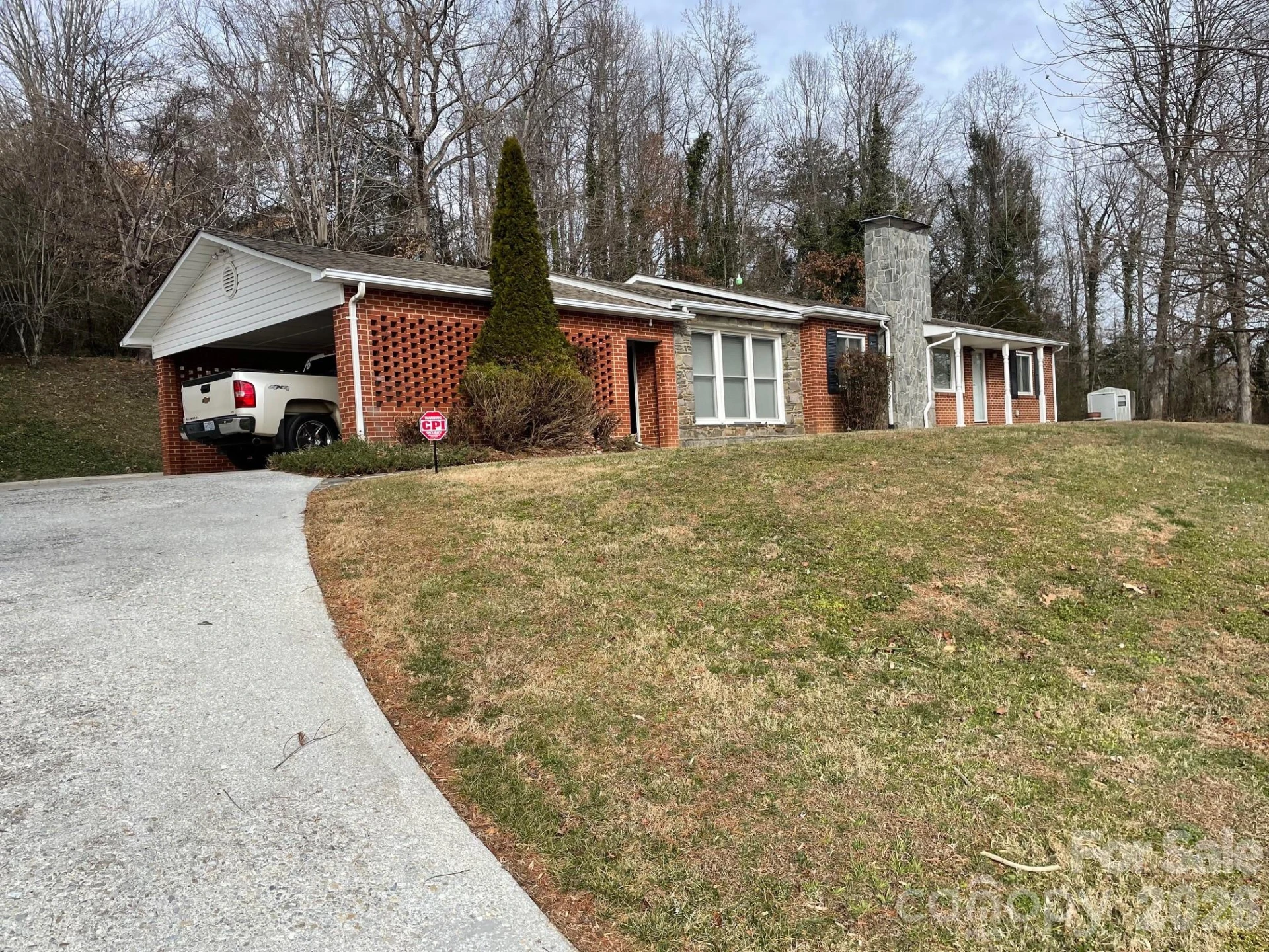 119 Hankins Road - Photo 2