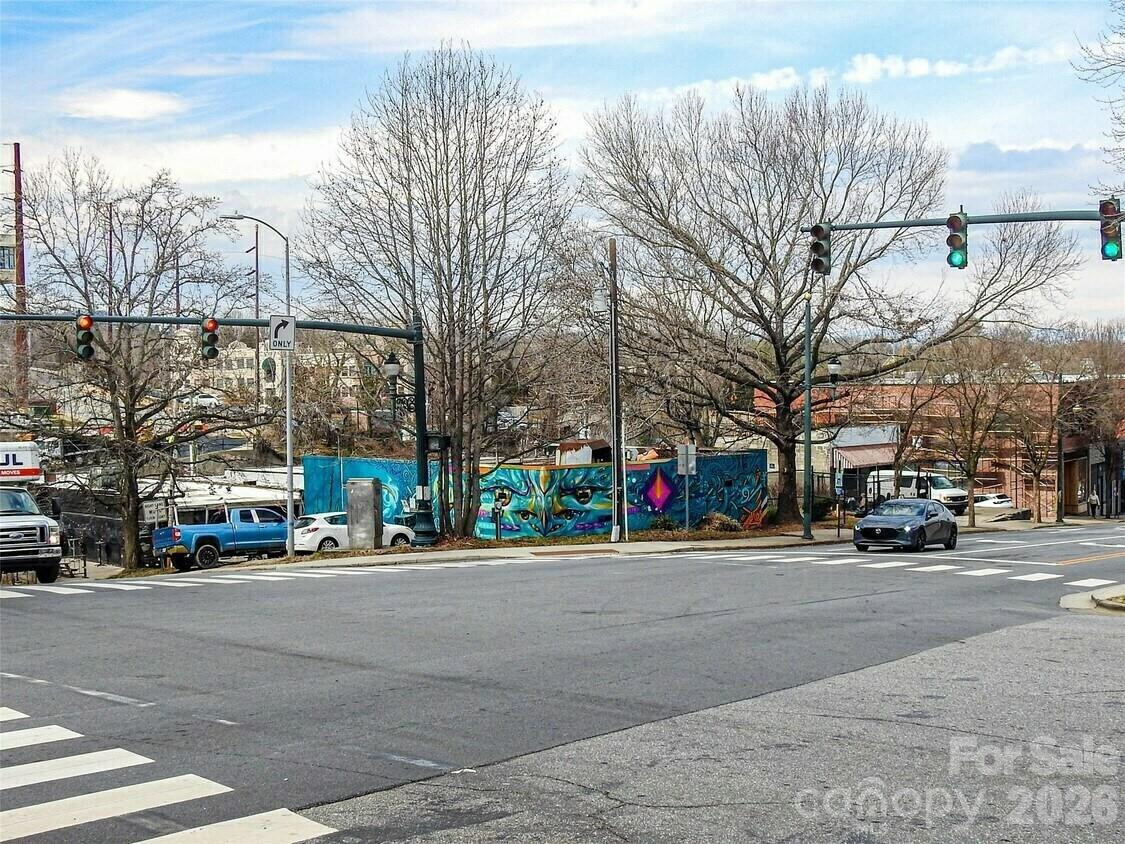 93 Broadway Street - Photo 12