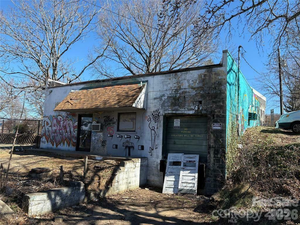 93 Broadway Street - Photo 9