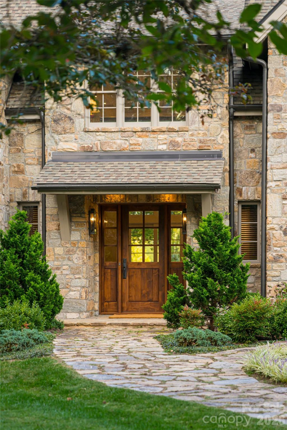 402 Vanderbilt Road - Photo 4