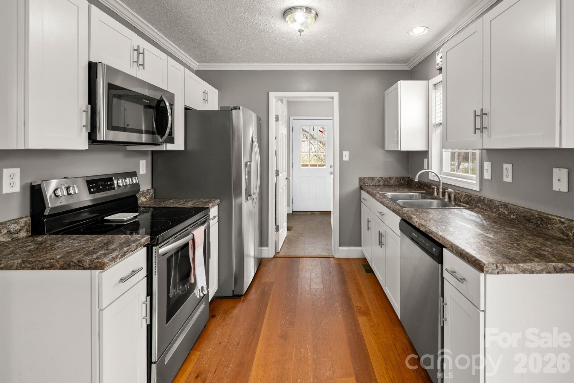 121 James Street - Photo 17