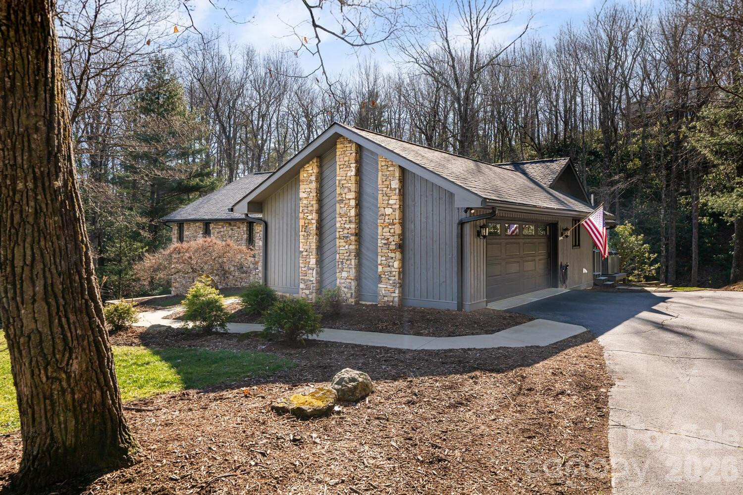 229 Greenleaf Drive - Photo 46