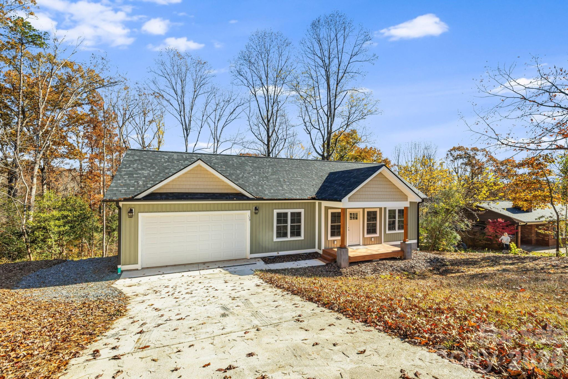 129 Brentwood Road - Photo 2