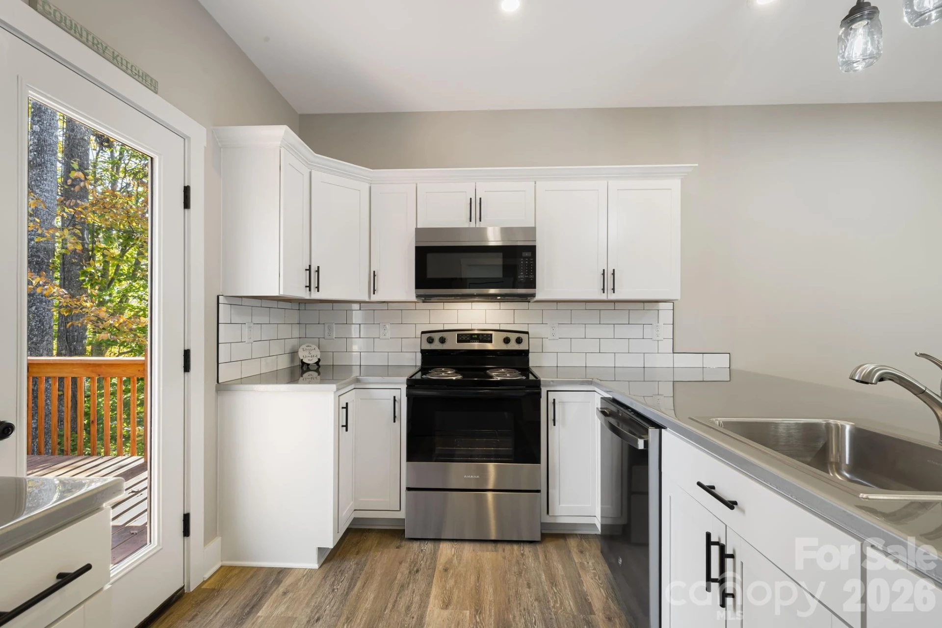 129 Brentwood Road - Photo 8