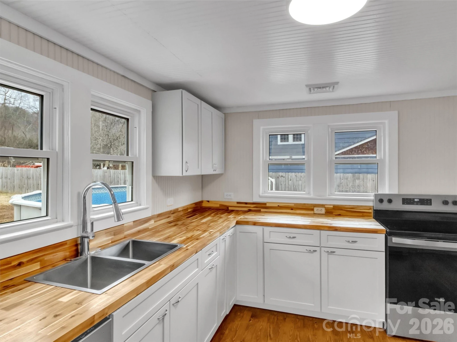 106 Long Street - Photo 10