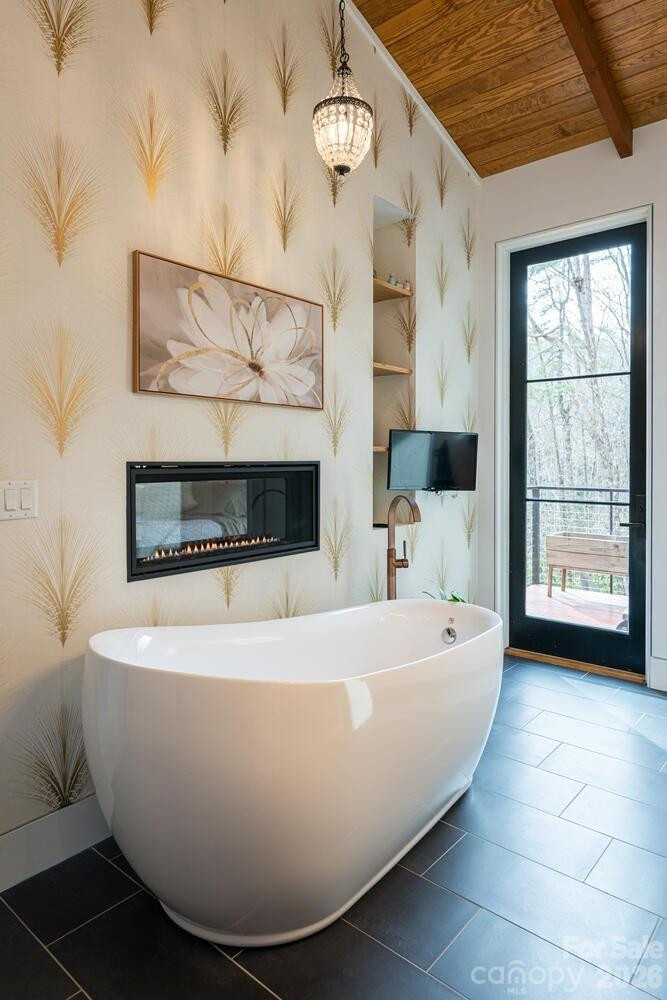 208 Glenroy Court - Photo 28