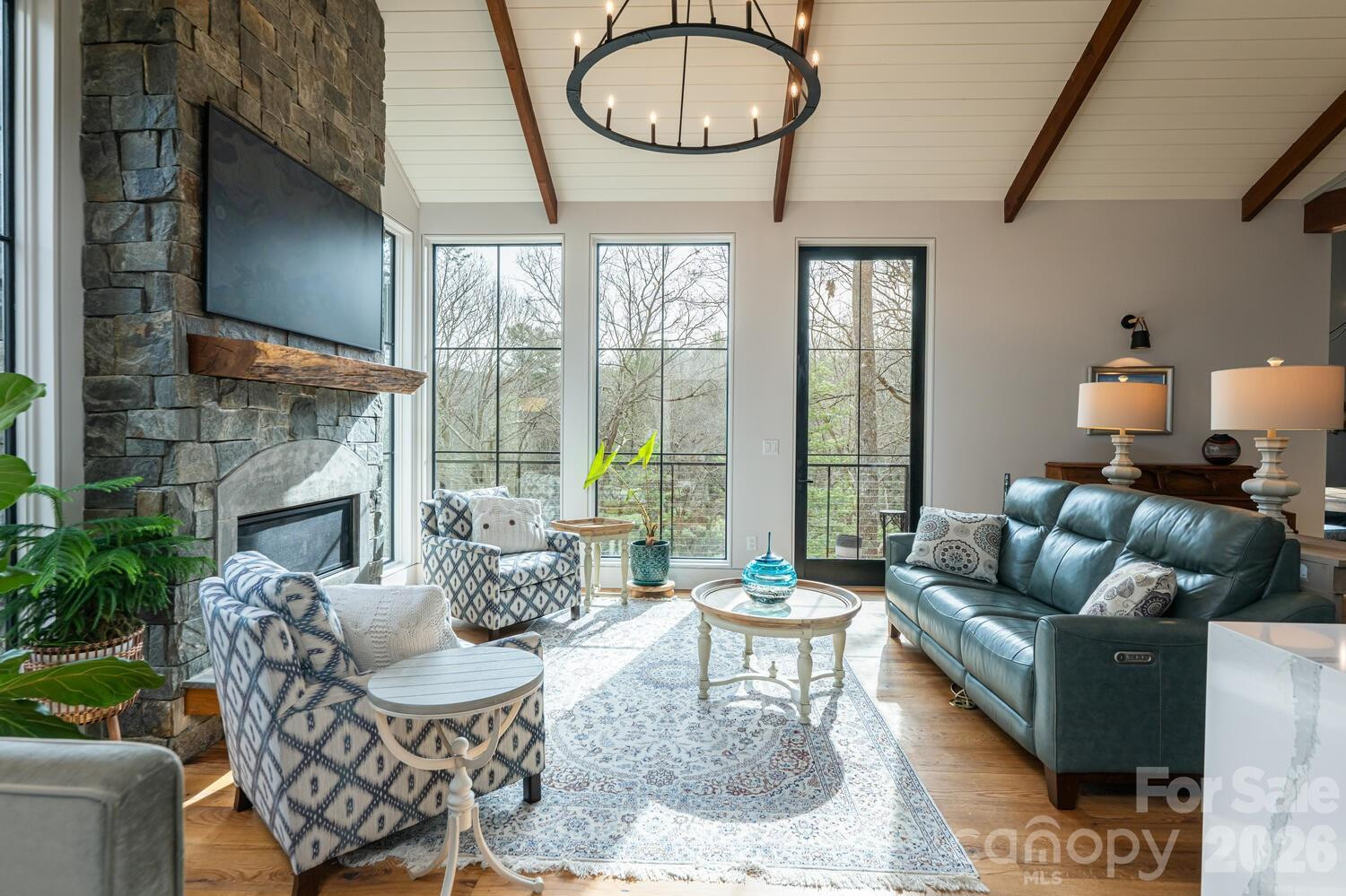 208 Glenroy Court - Photo 5