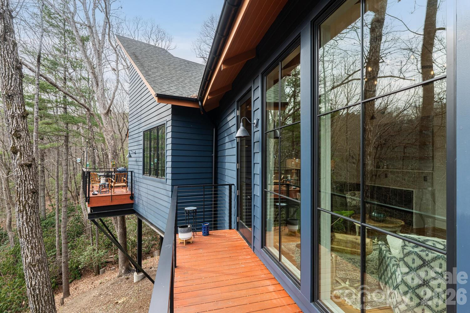 208 Glenroy Court - Photo 43