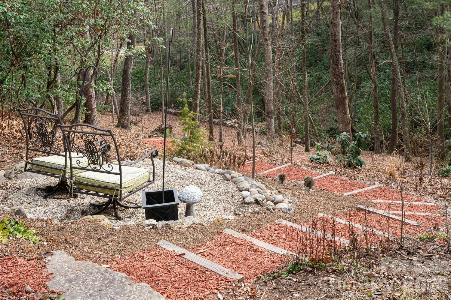 208 Glenroy Court - Photo 45