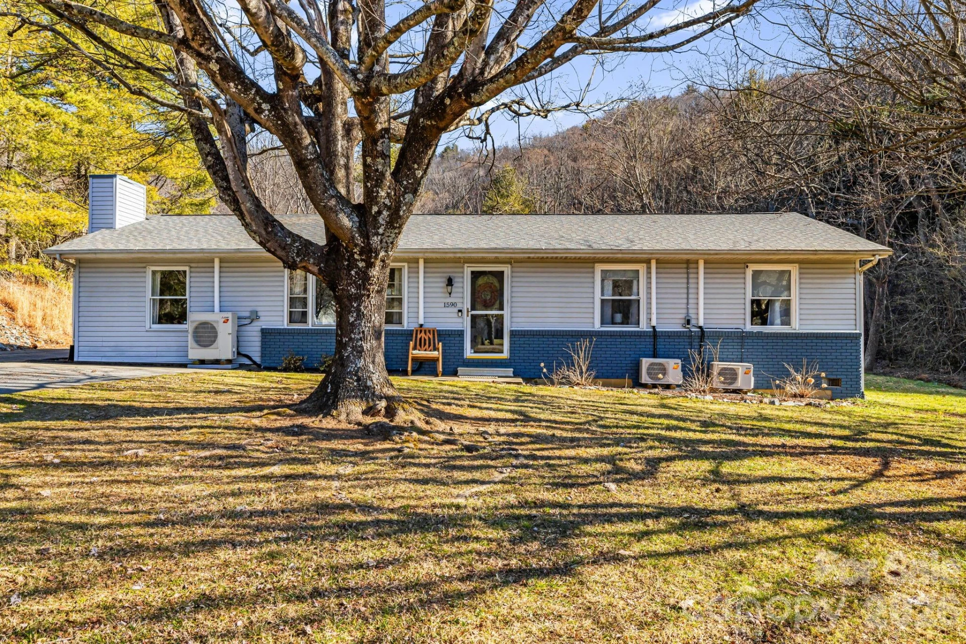 1590 Bruce Road